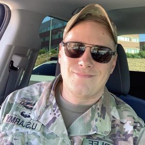 Meet your Posher, Brandon